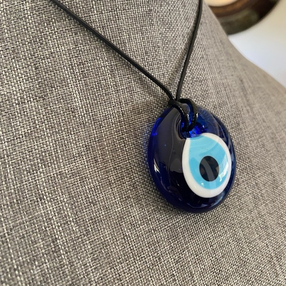 NEW…Necklace 🧿 Evil Eye Hand-Blown Glass Necklace Choker Boho - Picture 9 of 10